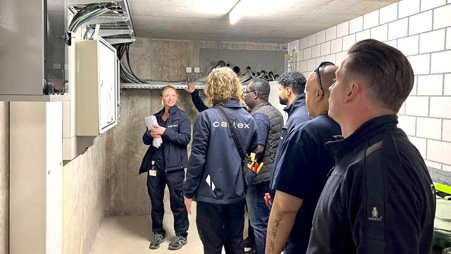 Begehung der Kellerräume und Teambesprechung
